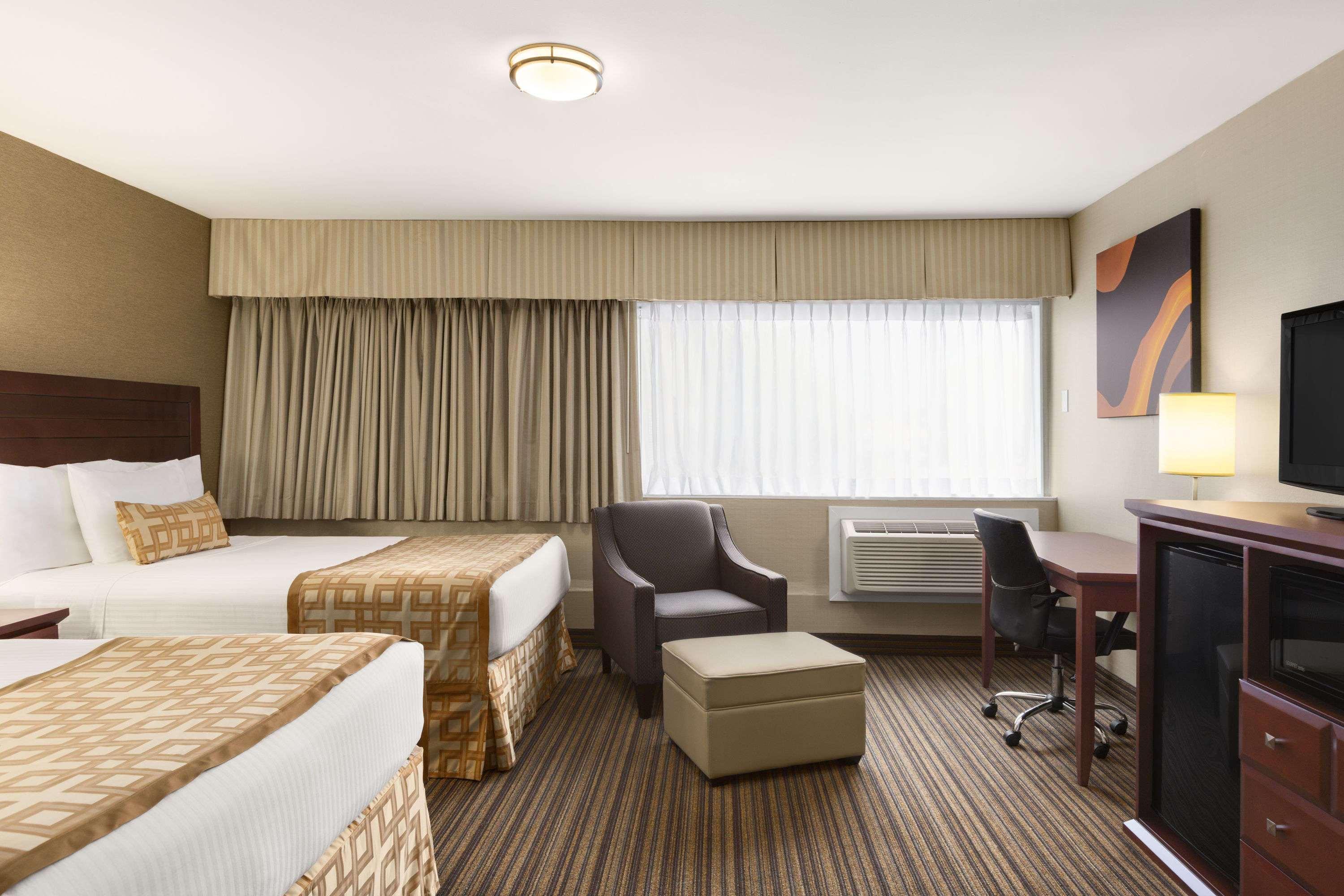 Days Inn By Wyndham Terrace Extérieur photo