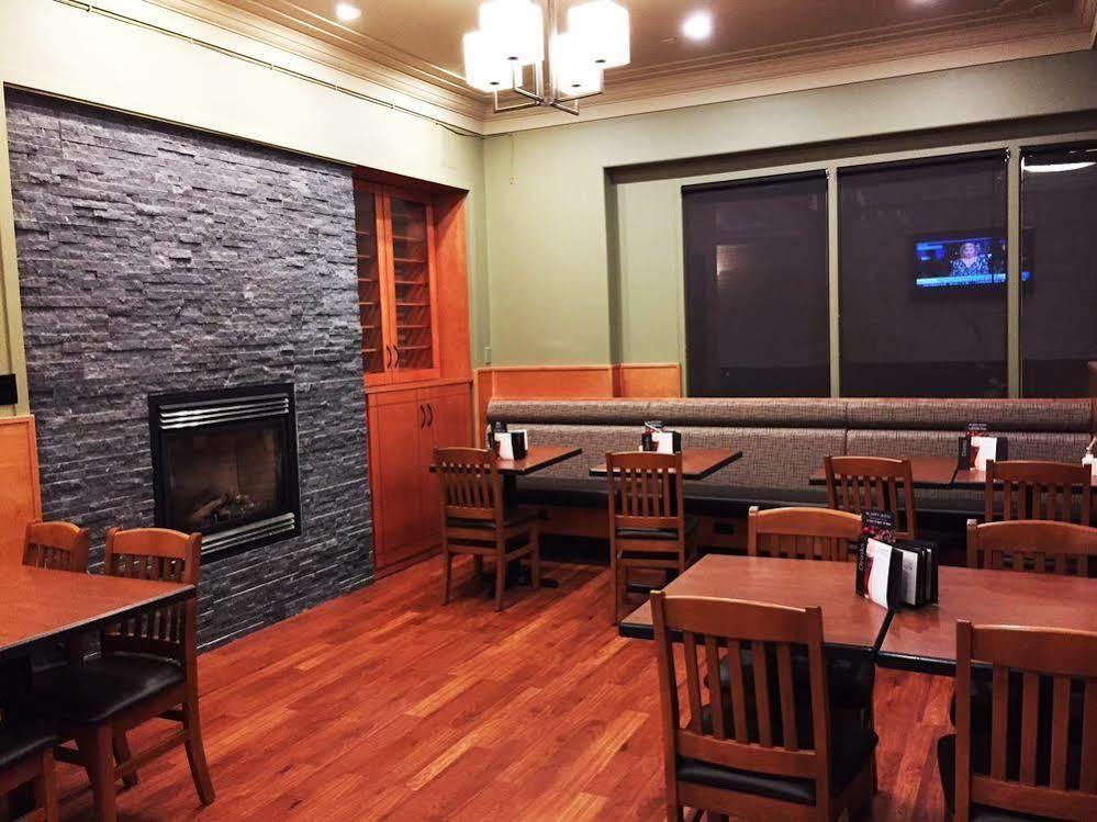 Days Inn By Wyndham Terrace Extérieur photo